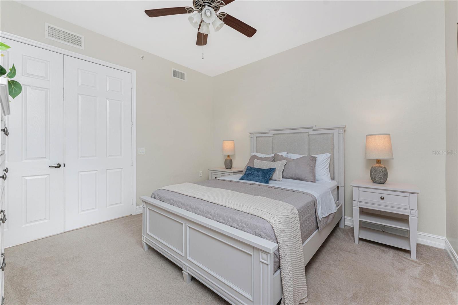 Image 42 of 97 For 87 Vivante Boulevard 8723