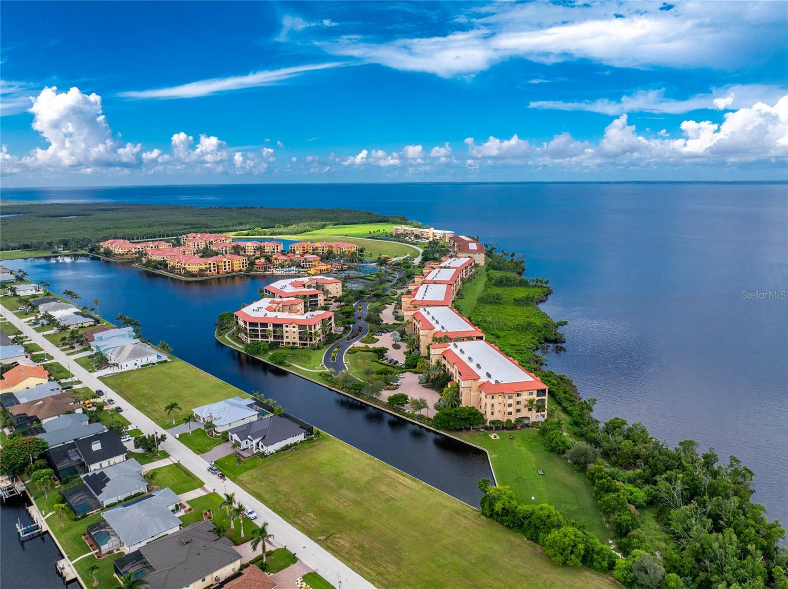Image 52 of 97 For 87 Vivante Boulevard 8723