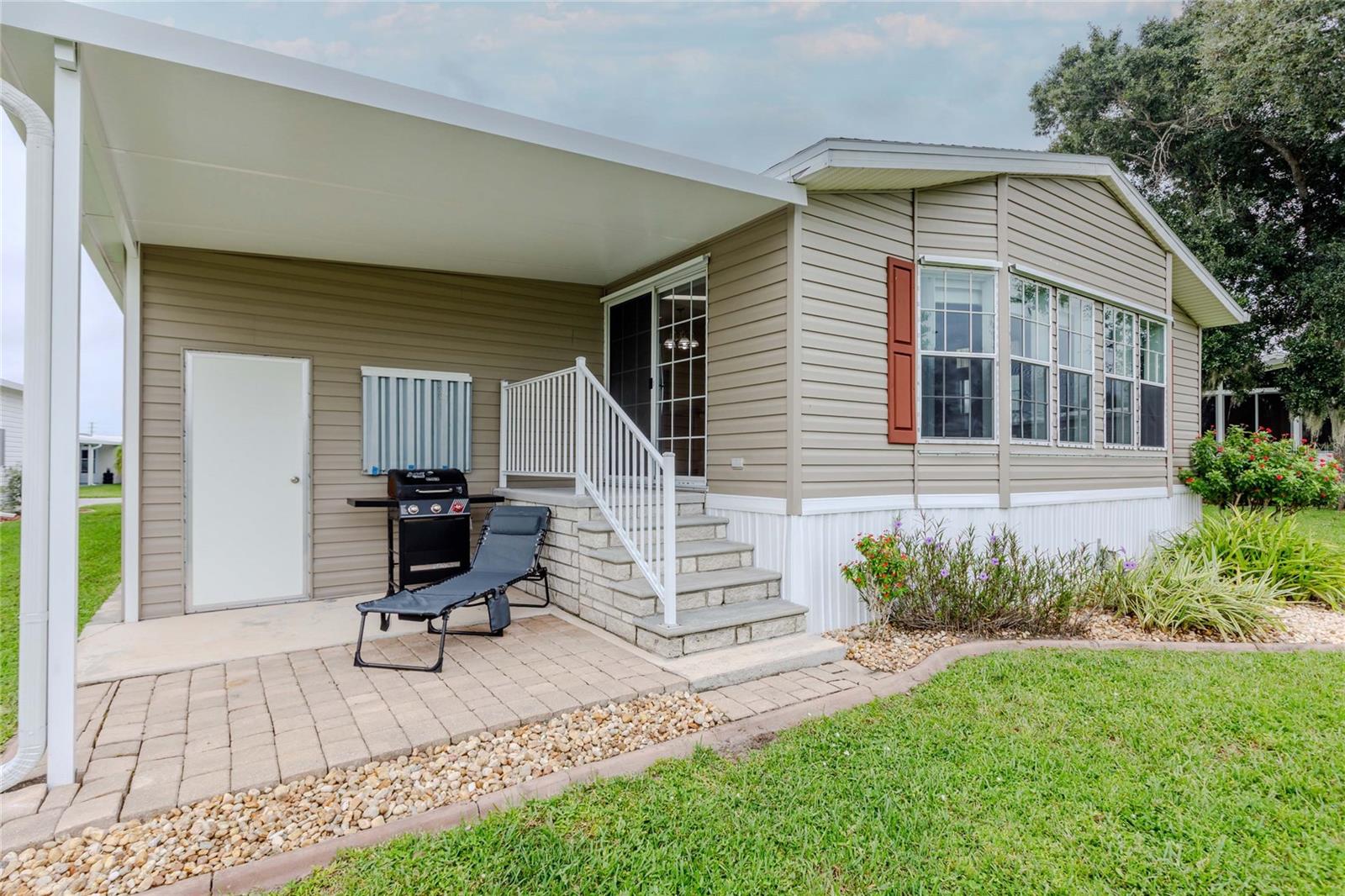Image 8 of 72 For 2100 Kings Highway 908