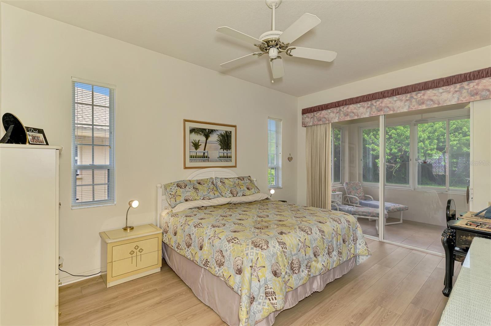 Image 32 of 93 For 8382 Pondview Lane