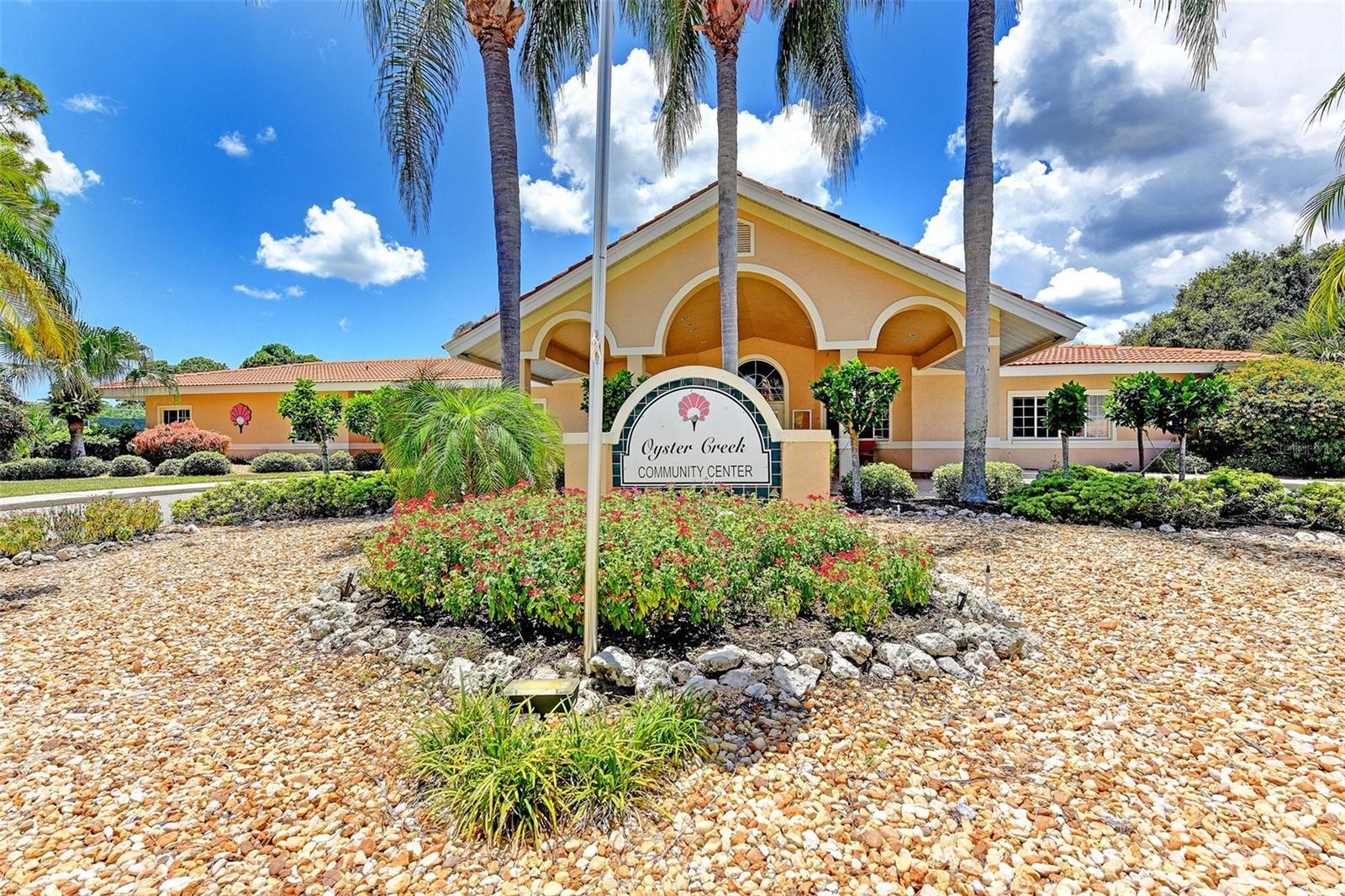 Image 4 of 93 For 8382 Pondview Lane