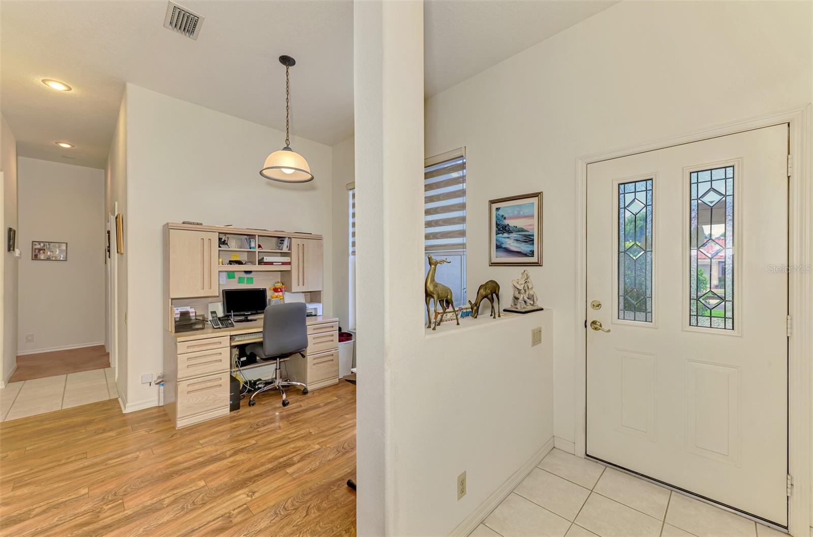 Image 9 of 93 For 8382 Pondview Lane