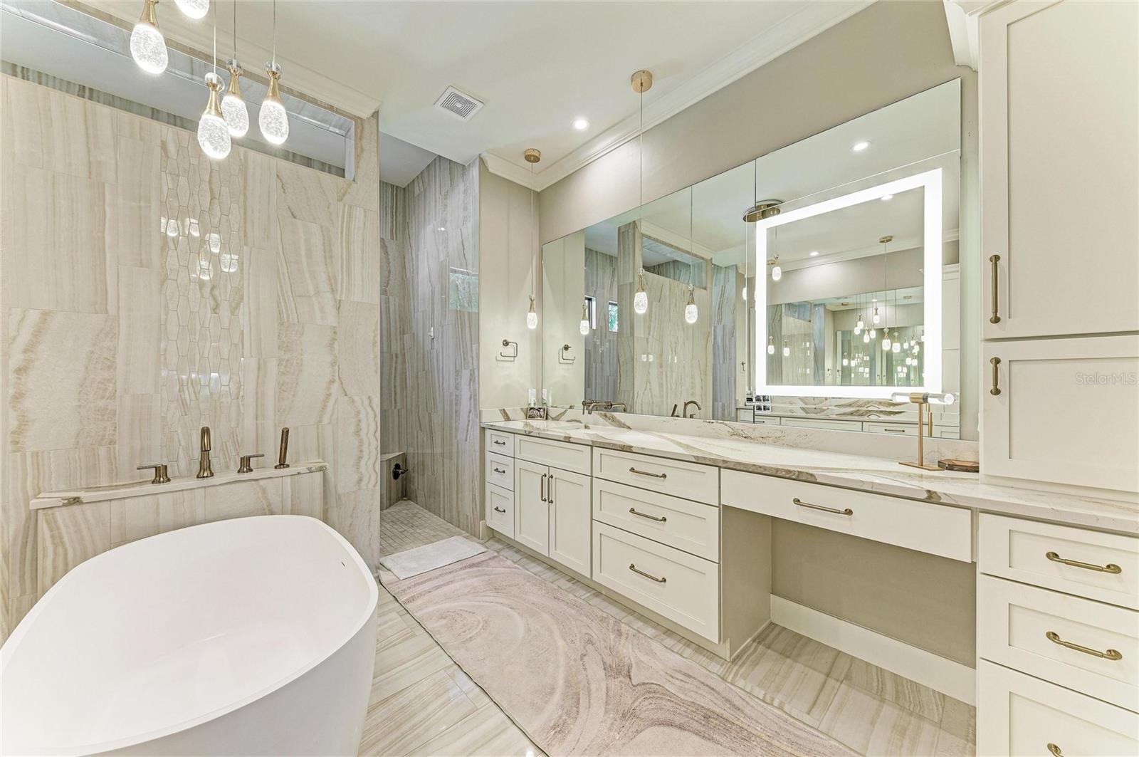 Image 38 of 78 For 2835 Coral Way