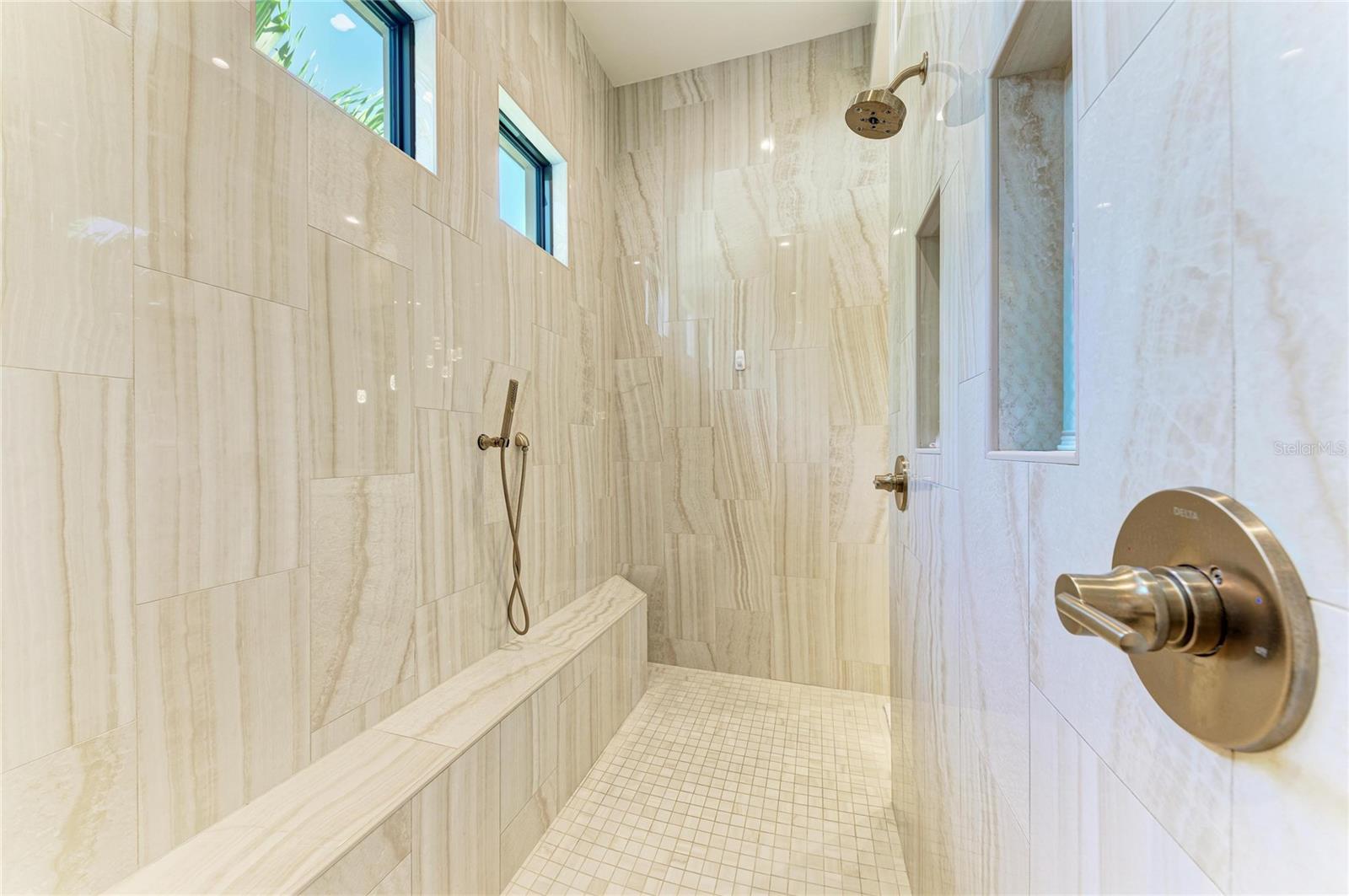 Image 39 of 78 For 2835 Coral Way