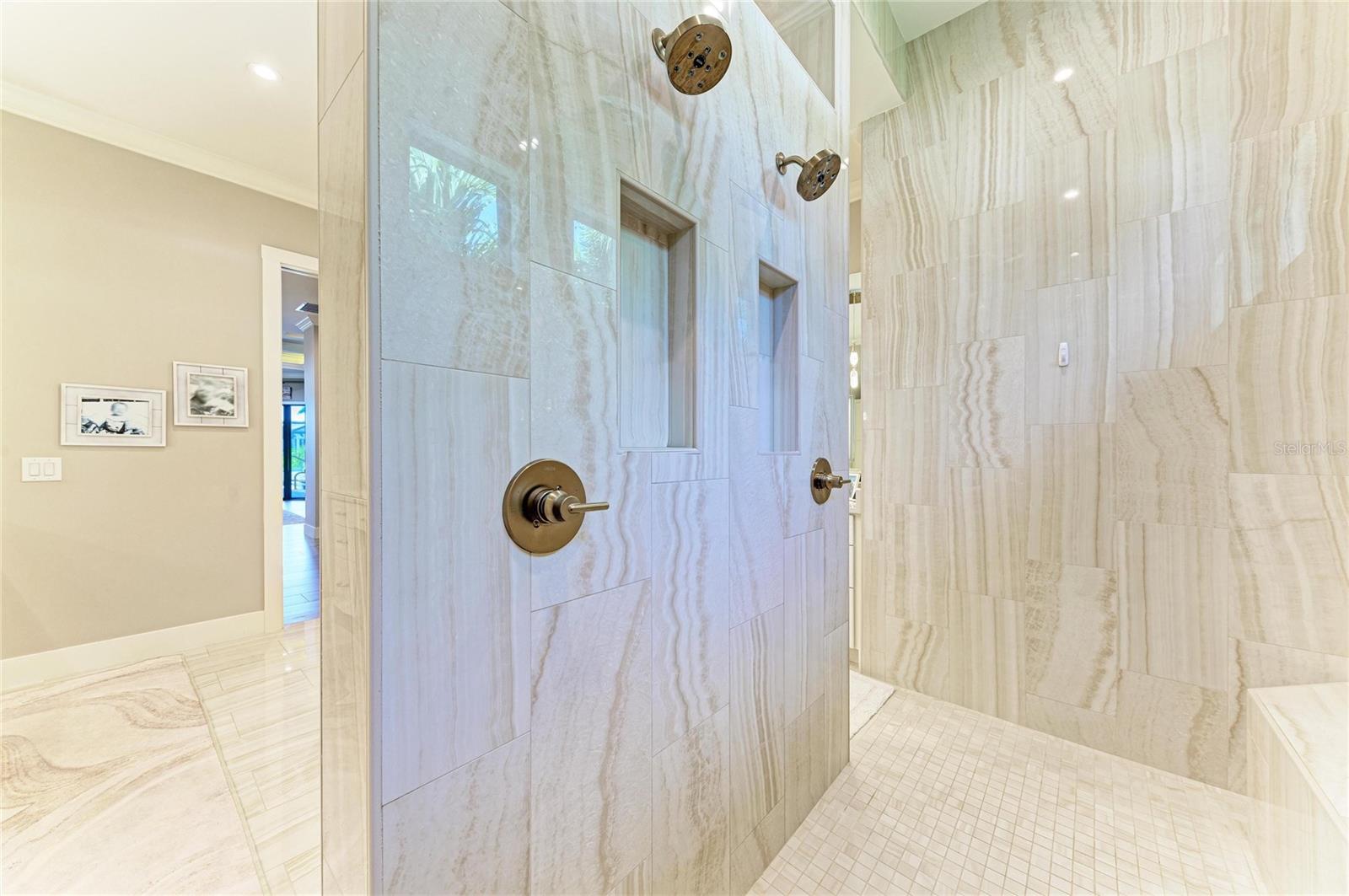 Image 40 of 78 For 2835 Coral Way