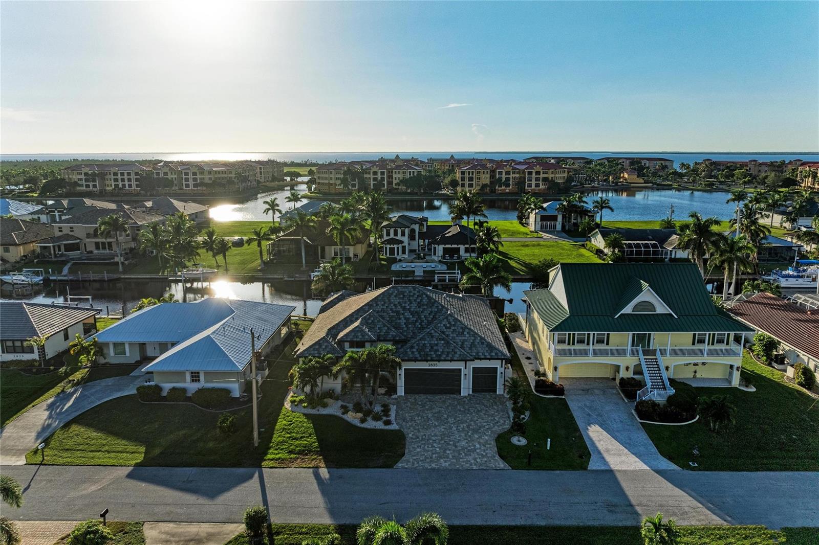 Image 73 of 78 For 2835 Coral Way