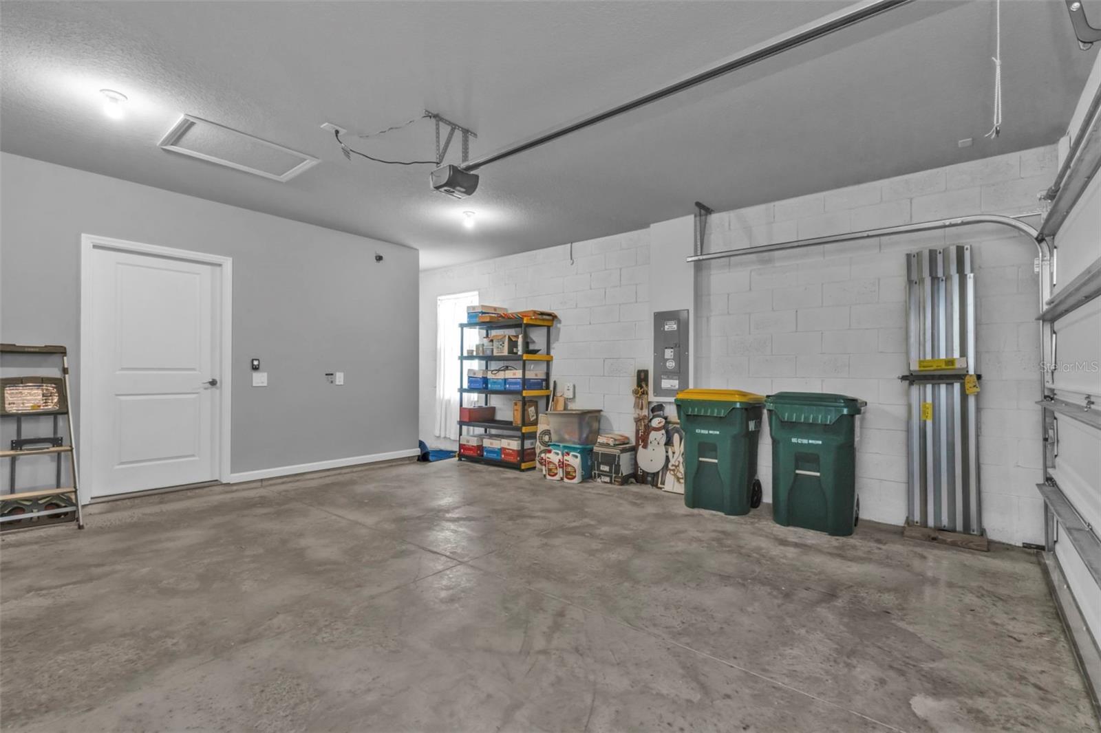 Image 35 of 47 For 16300 Coconut Palm Drive