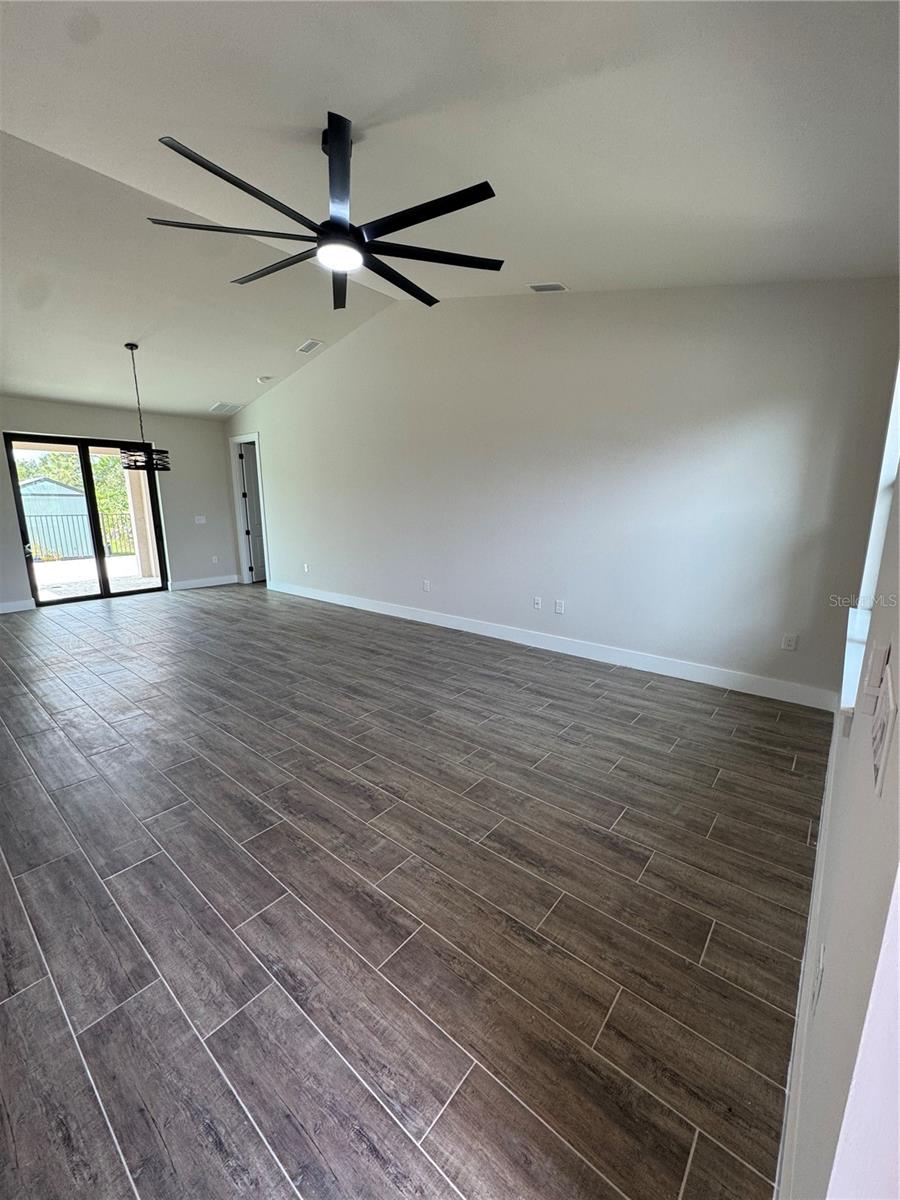 Image 2 of 22 For 13425 Yager Lane