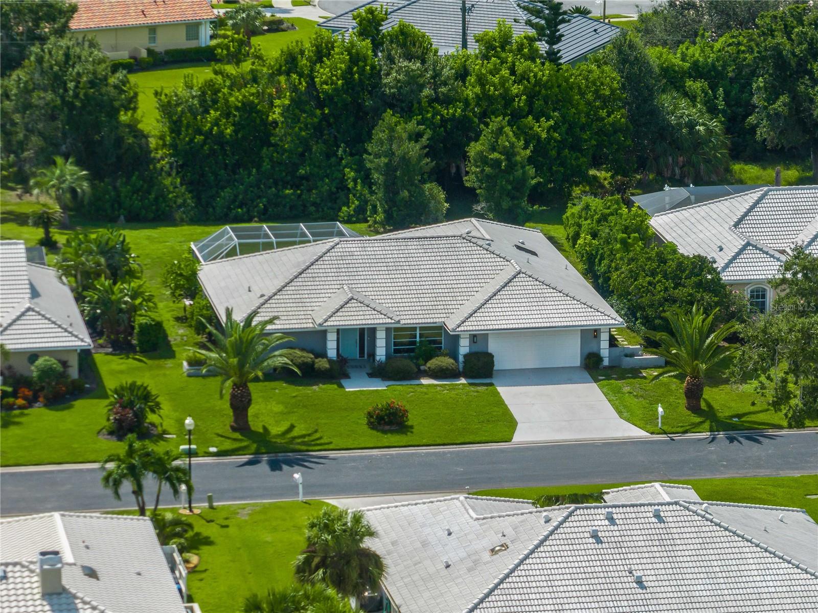 Image 58 of 61 For 523 Warwick Drive