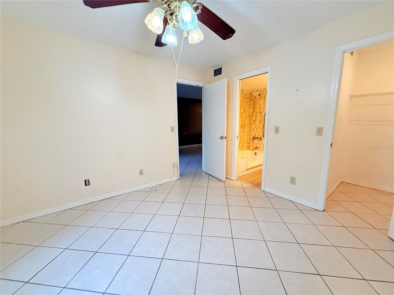 Image 10 of 23 For 22523 Westchester Boulevard A104