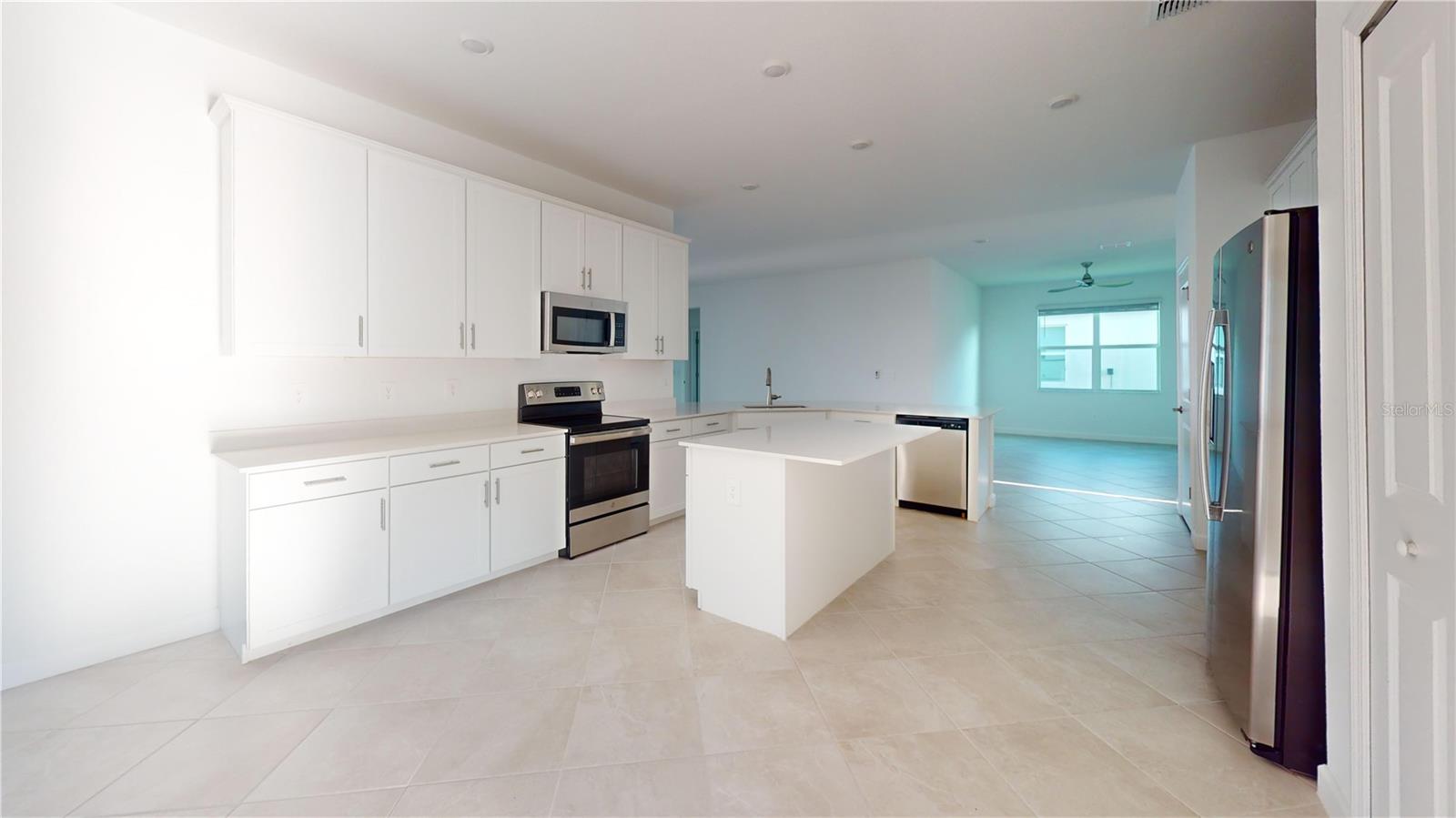 Image 21 of 41 For 8535 Saint Kitts Circle