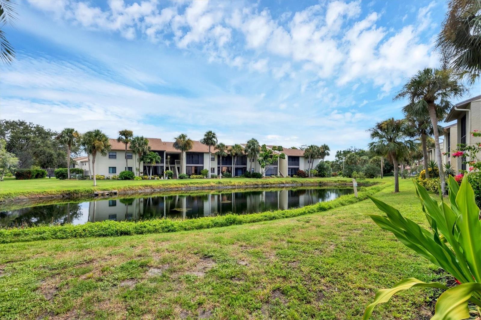 Image 18 of 19 For 626 Bird Bay Drive S 201