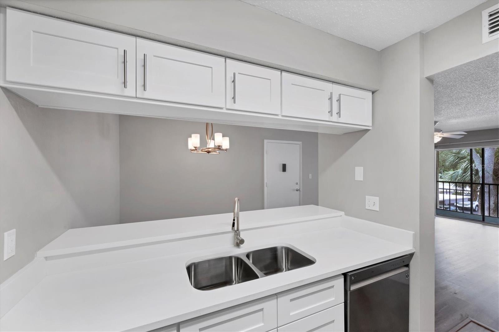 Image 6 of 19 For 626 Bird Bay Drive S 201