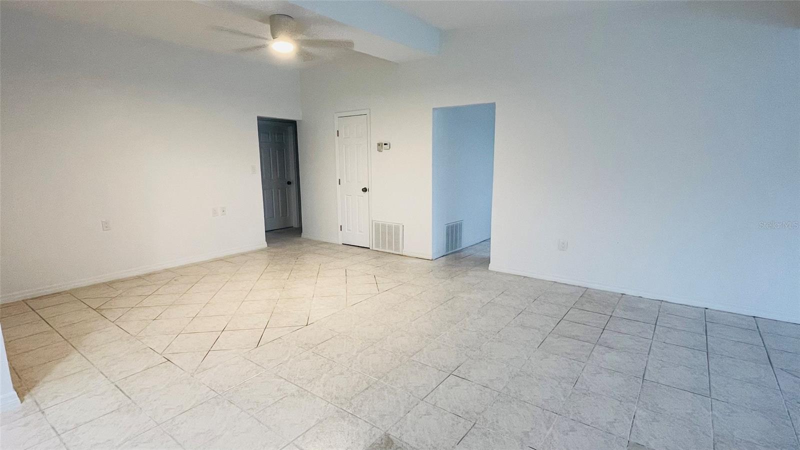 Image 15 of 77 For 4159 Conway Boulevard