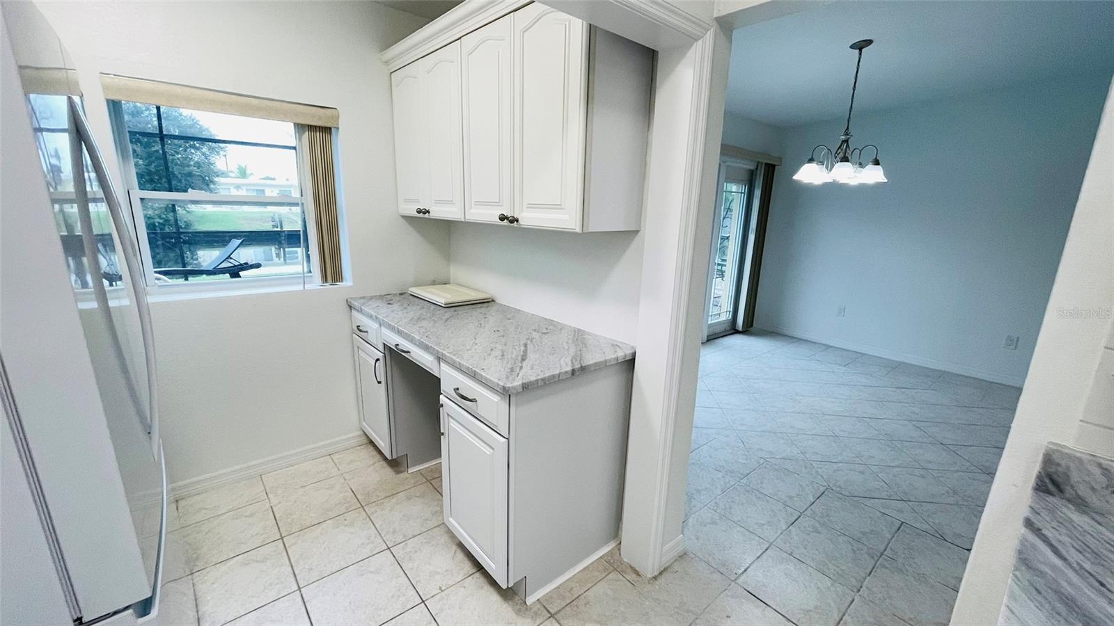 Image 23 of 77 For 4159 Conway Boulevard