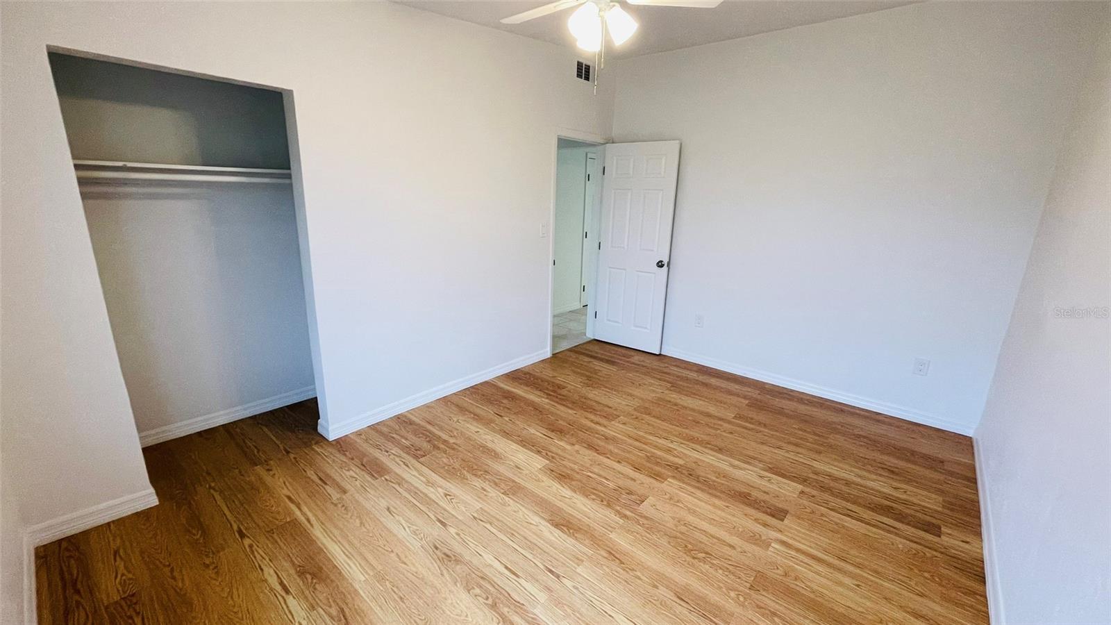 Image 31 of 77 For 4159 Conway Boulevard