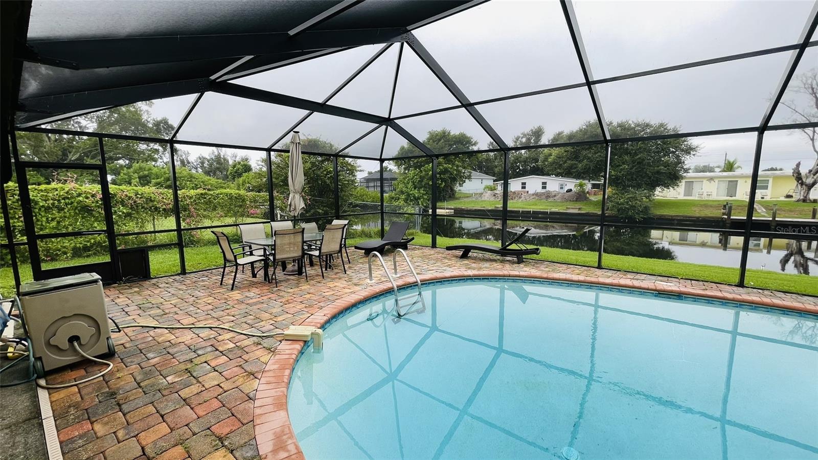 Image 54 of 77 For 4159 Conway Boulevard