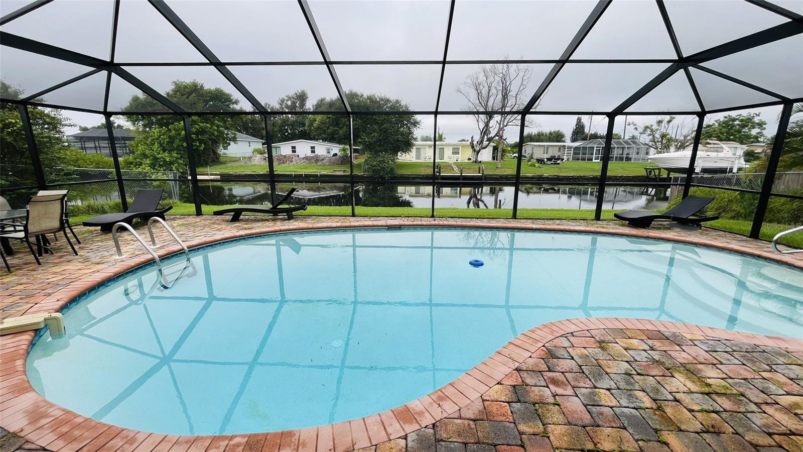 Image 56 of 77 For 4159 Conway Boulevard