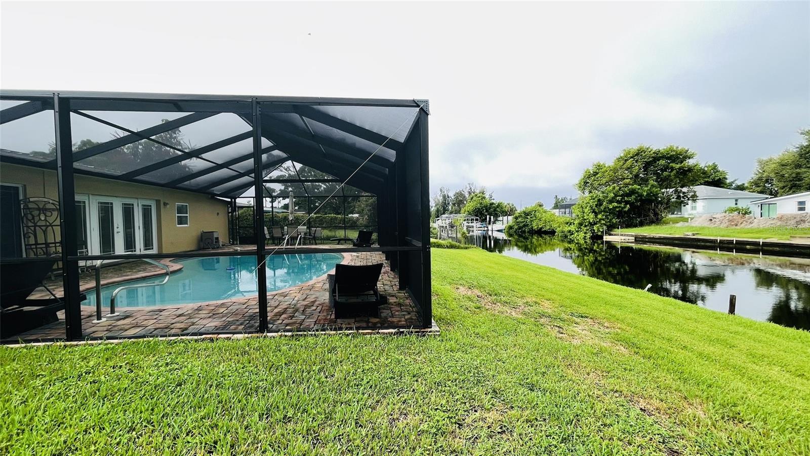 Image 61 of 77 For 4159 Conway Boulevard