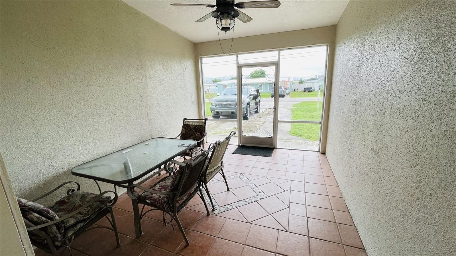 Image 62 of 77 For 4159 Conway Boulevard