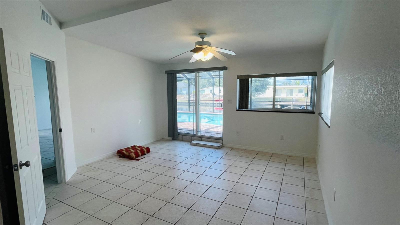 Image 66 of 77 For 4159 Conway Boulevard