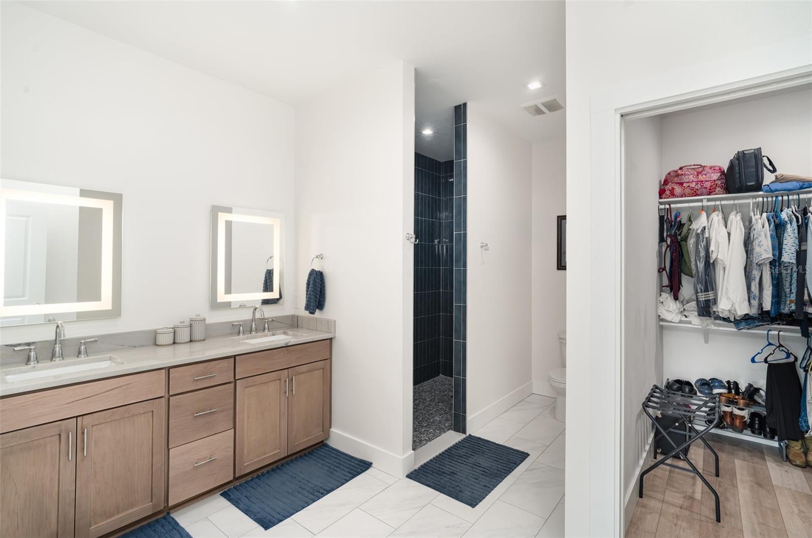 Image 12 of 28 For 29415 Daisy Street