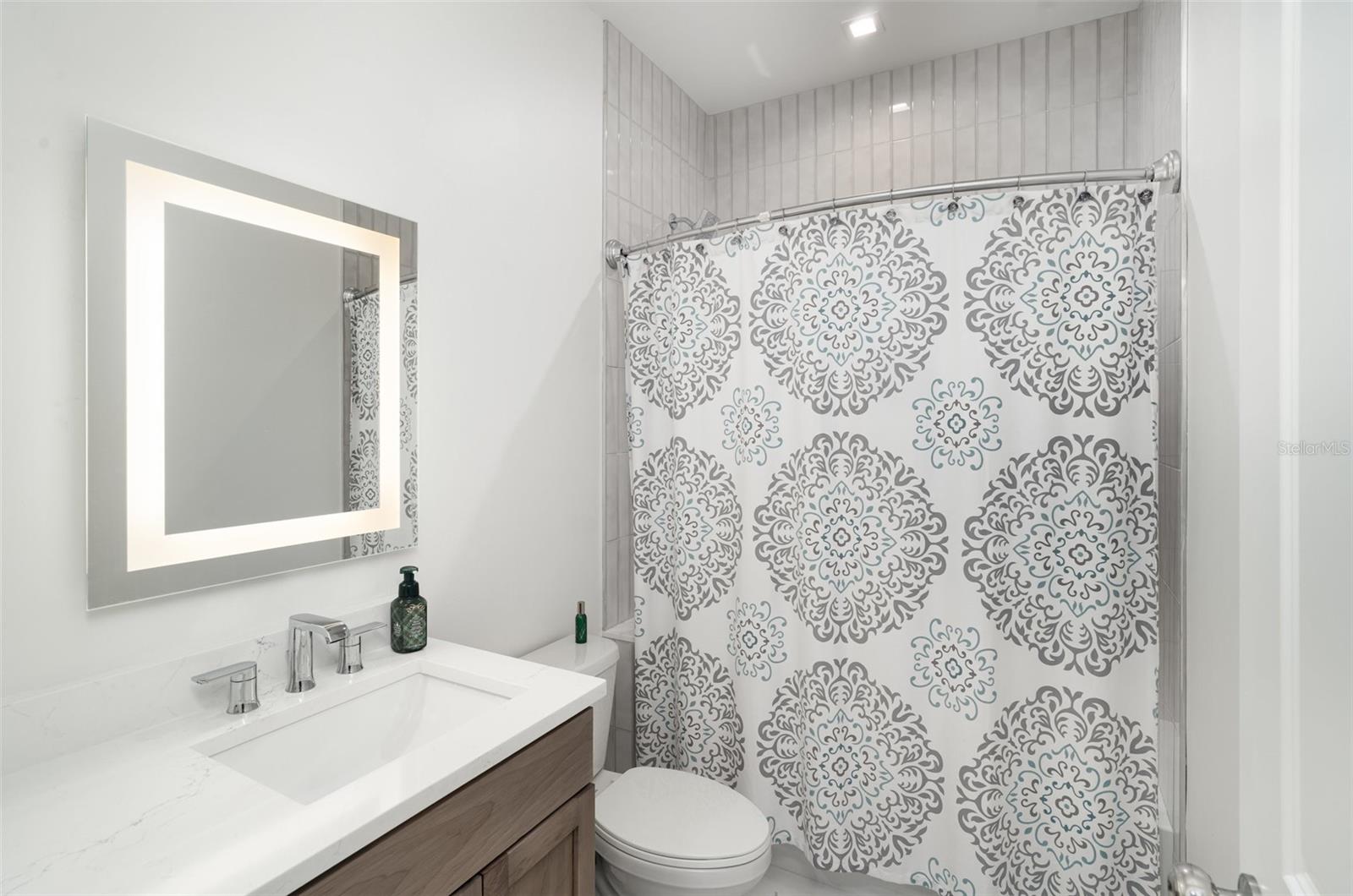 Image 20 of 28 For 29415 Daisy Street