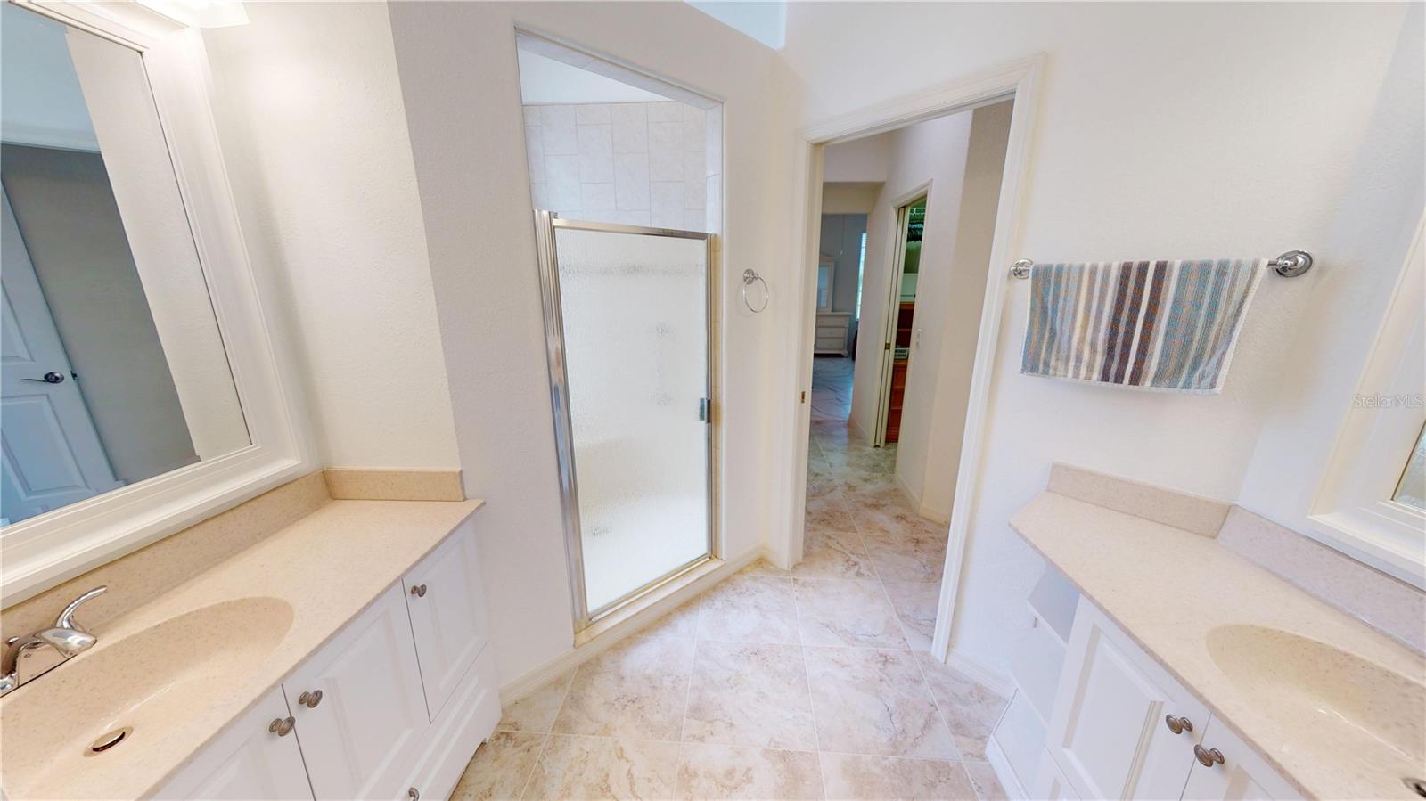 Image 17 of 29 For 26089 Seminole Lakes Boulevard