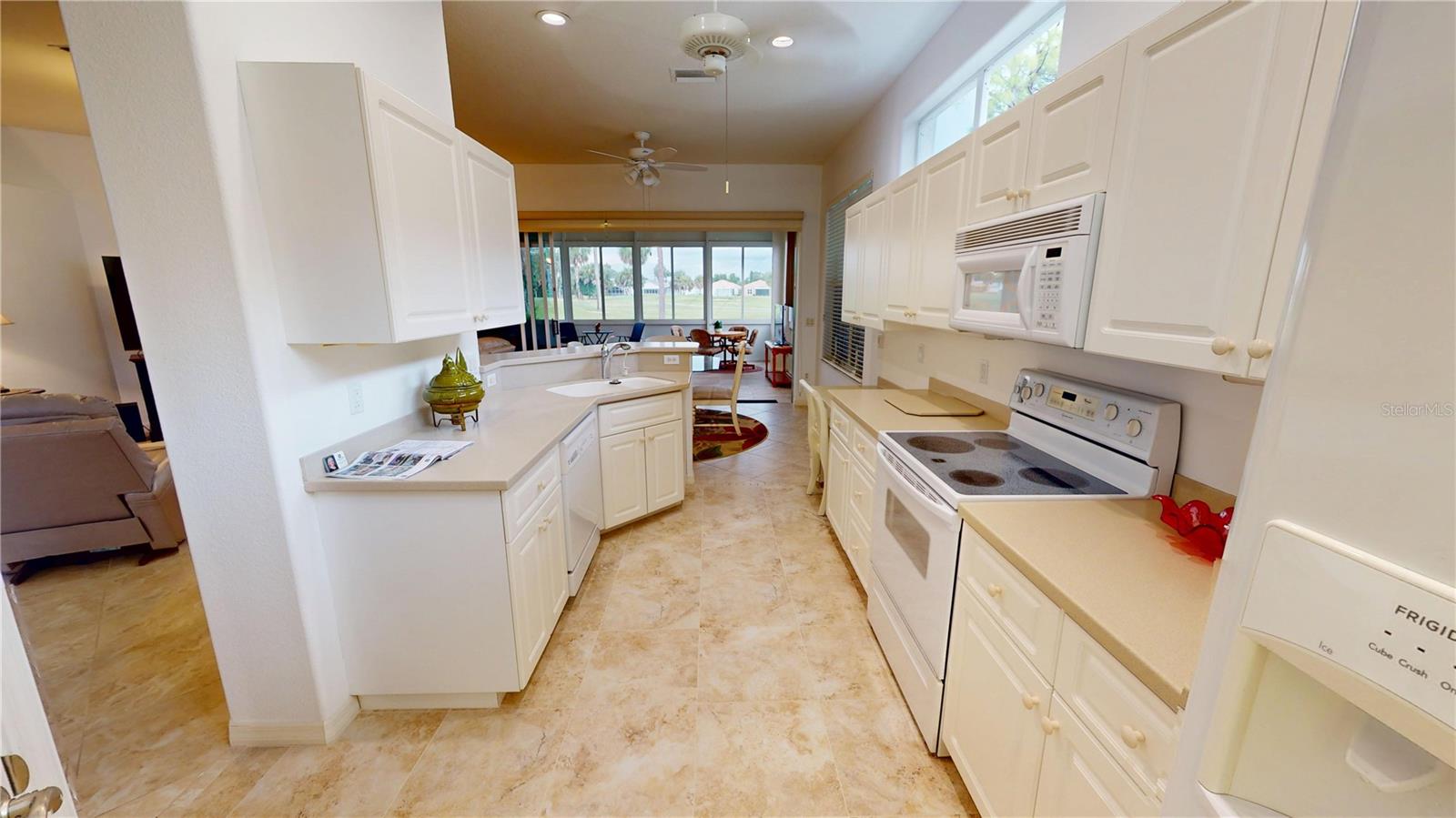 Image 7 of 29 For 26089 Seminole Lakes Boulevard