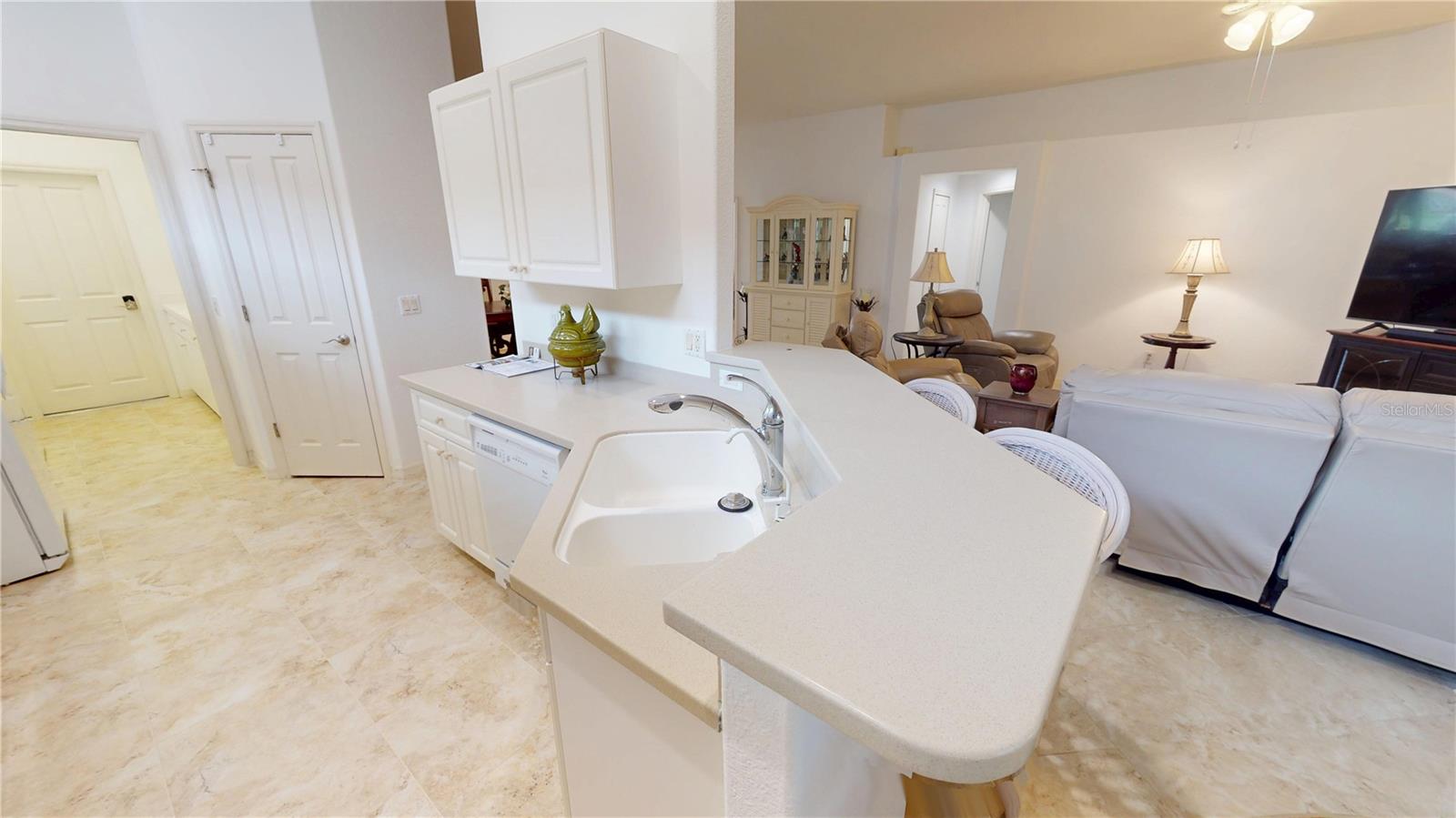 Image 8 of 29 For 26089 Seminole Lakes Boulevard