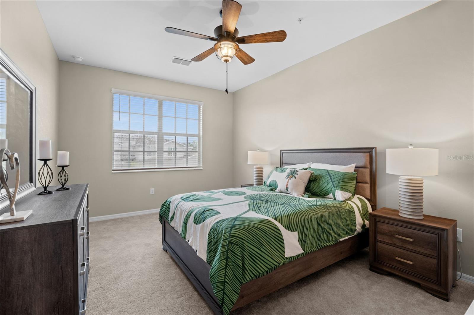 Image 16 of 40 For 43298 Water Bird Way 6522
