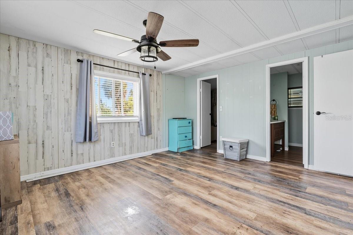 Image 16 of 30 For 8188 Robert Street