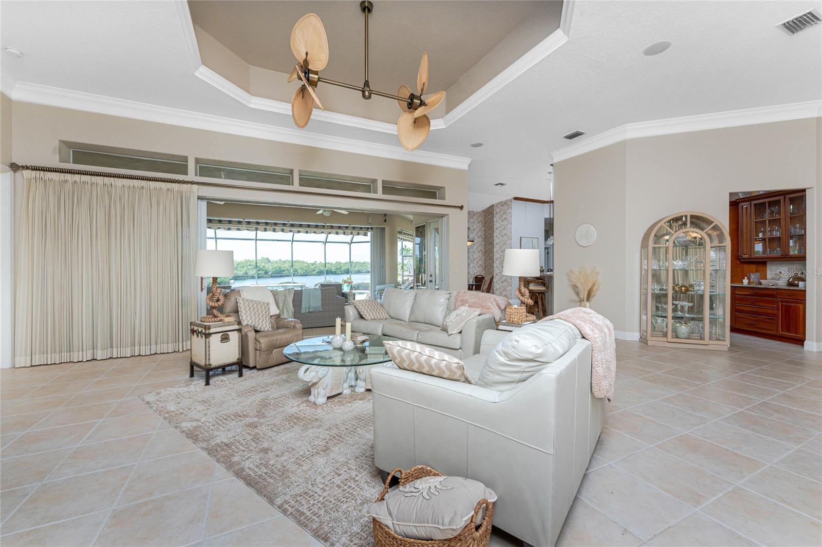 Image 37 of 71 For 3835 Aves Island Court