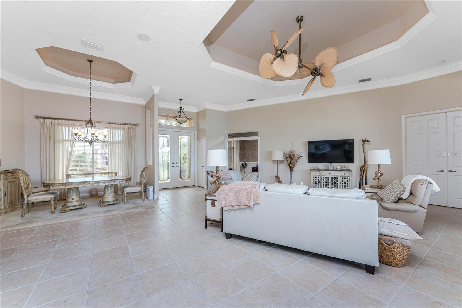 Image 39 of 71 For 3835 Aves Island Court