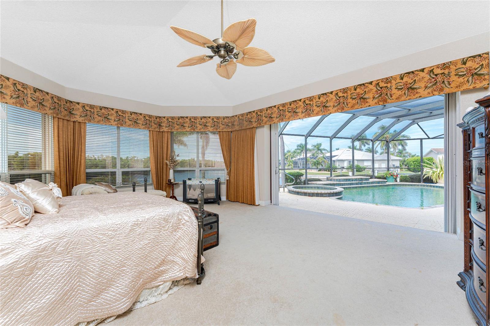 Image 68 of 71 For 3835 Aves Island Court
