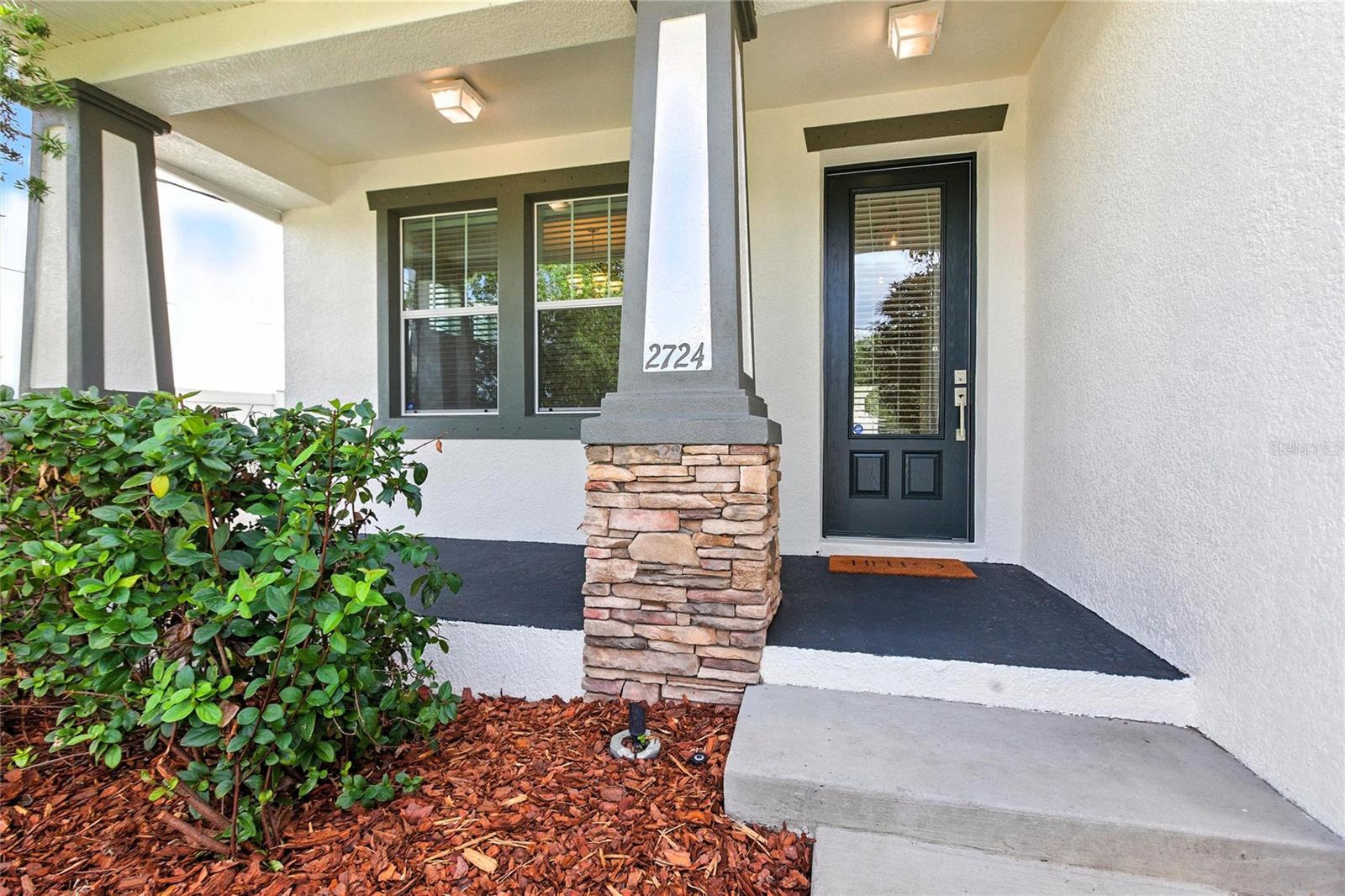 Image 7 of 52 For 2724 Aileen Street