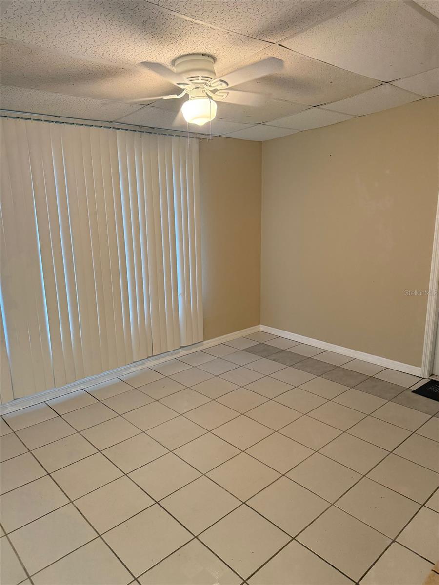 Image 16 of 24 For 21510 Olean Boulevard
