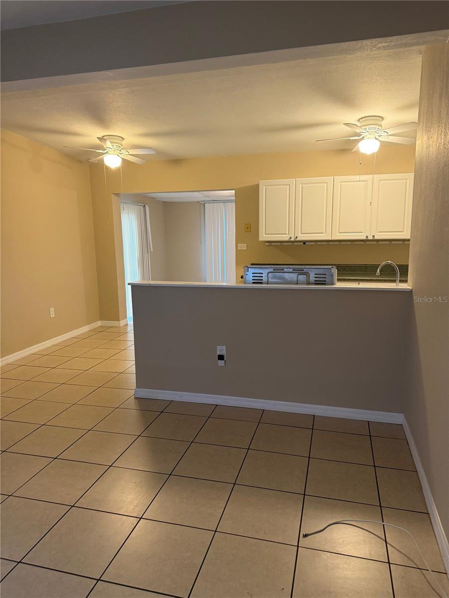Image 5 of 24 For 21510 Olean Boulevard