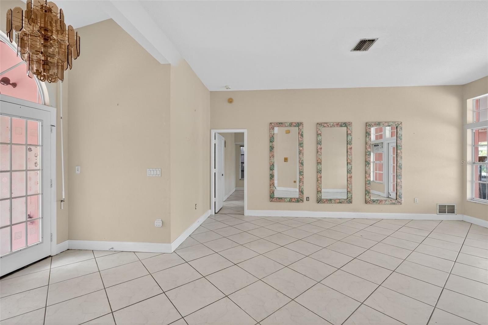 Image 22 of 66 For 22271 Morris Avenue
