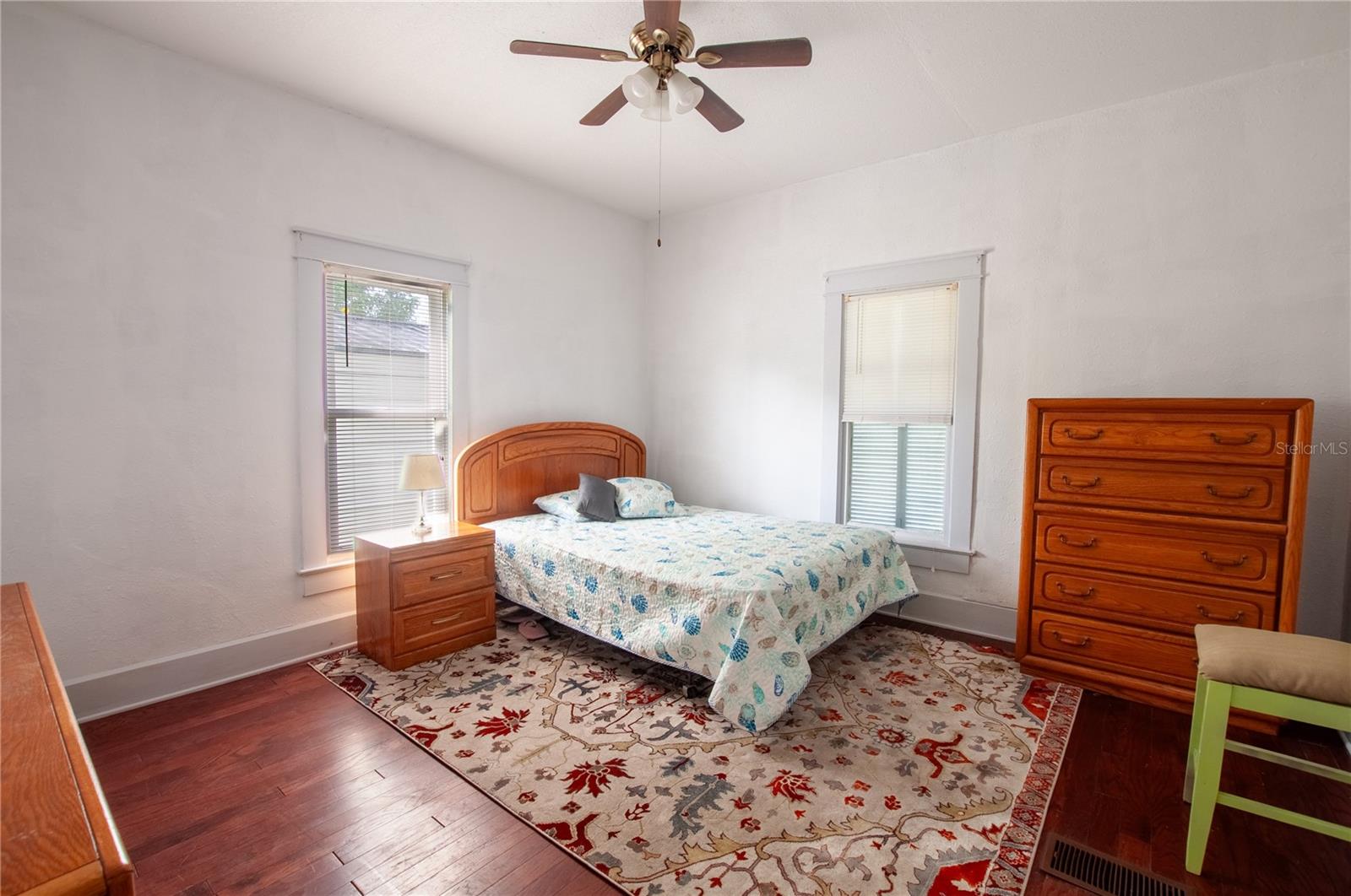 Image 10 of 30 For 609 Orange Ave