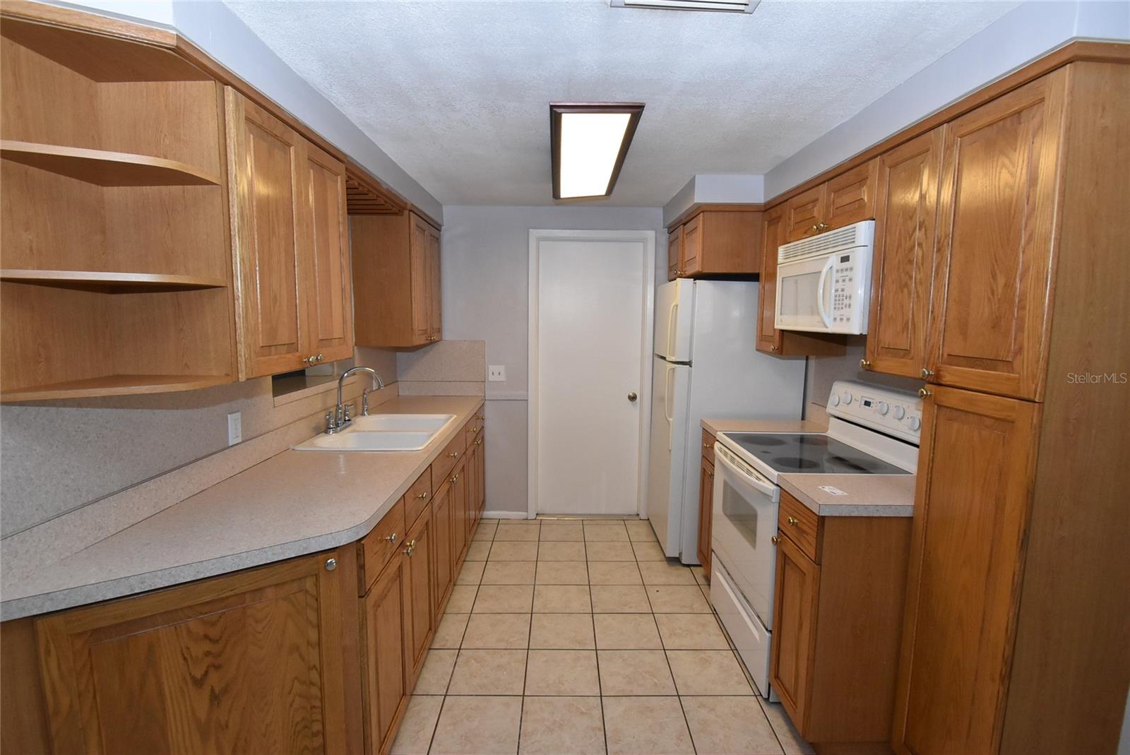 Image 6 of 19 For 11732 Newell Drive