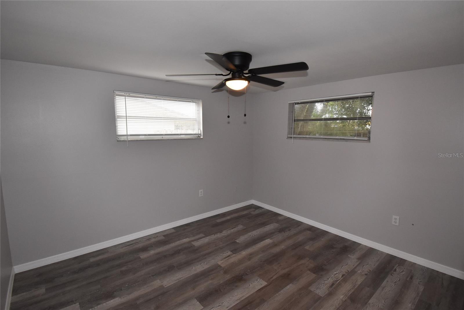 Image 9 of 19 For 11732 Newell Drive