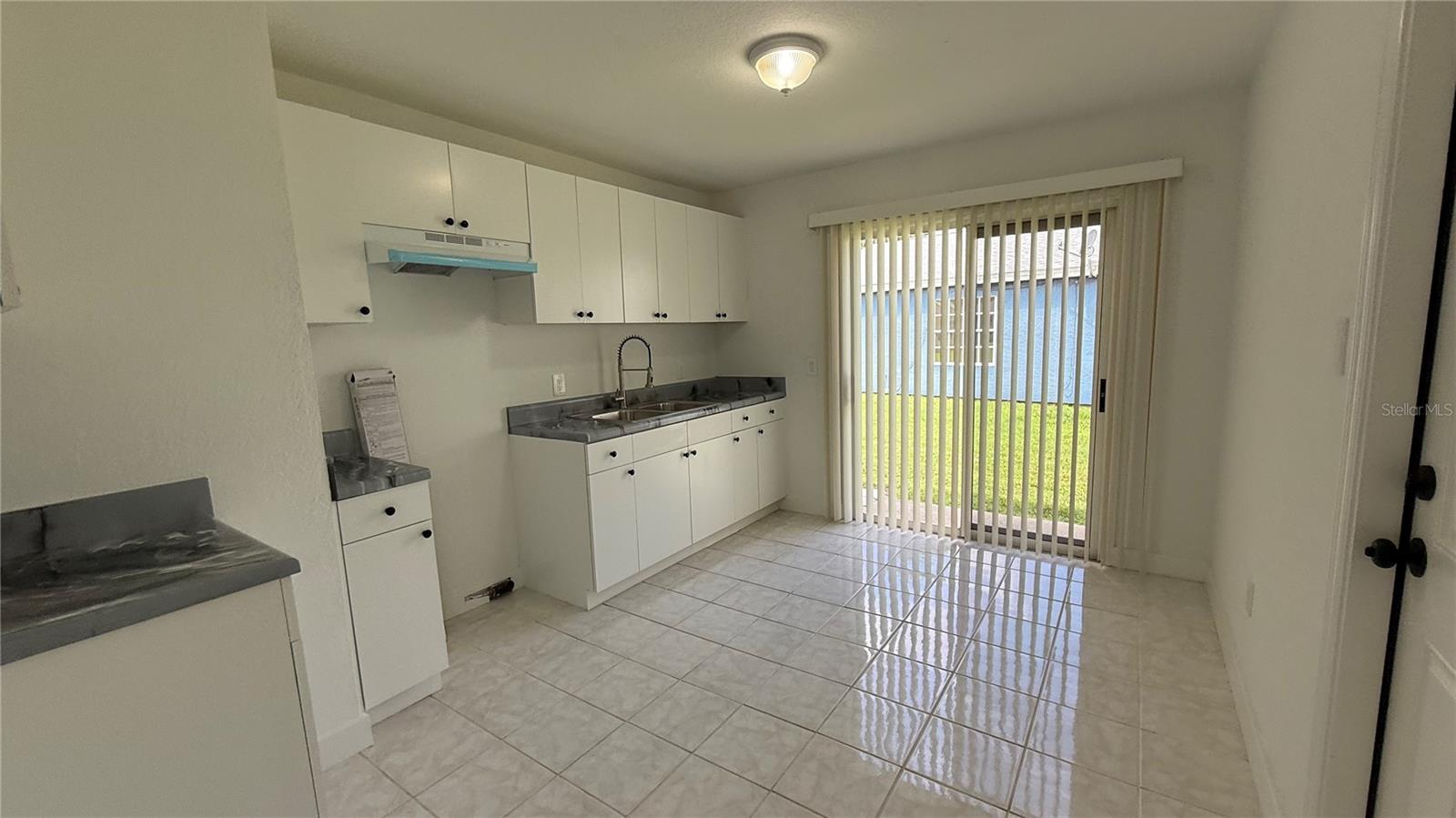 Image 4 of 10 For 20021 Isobar Avenue