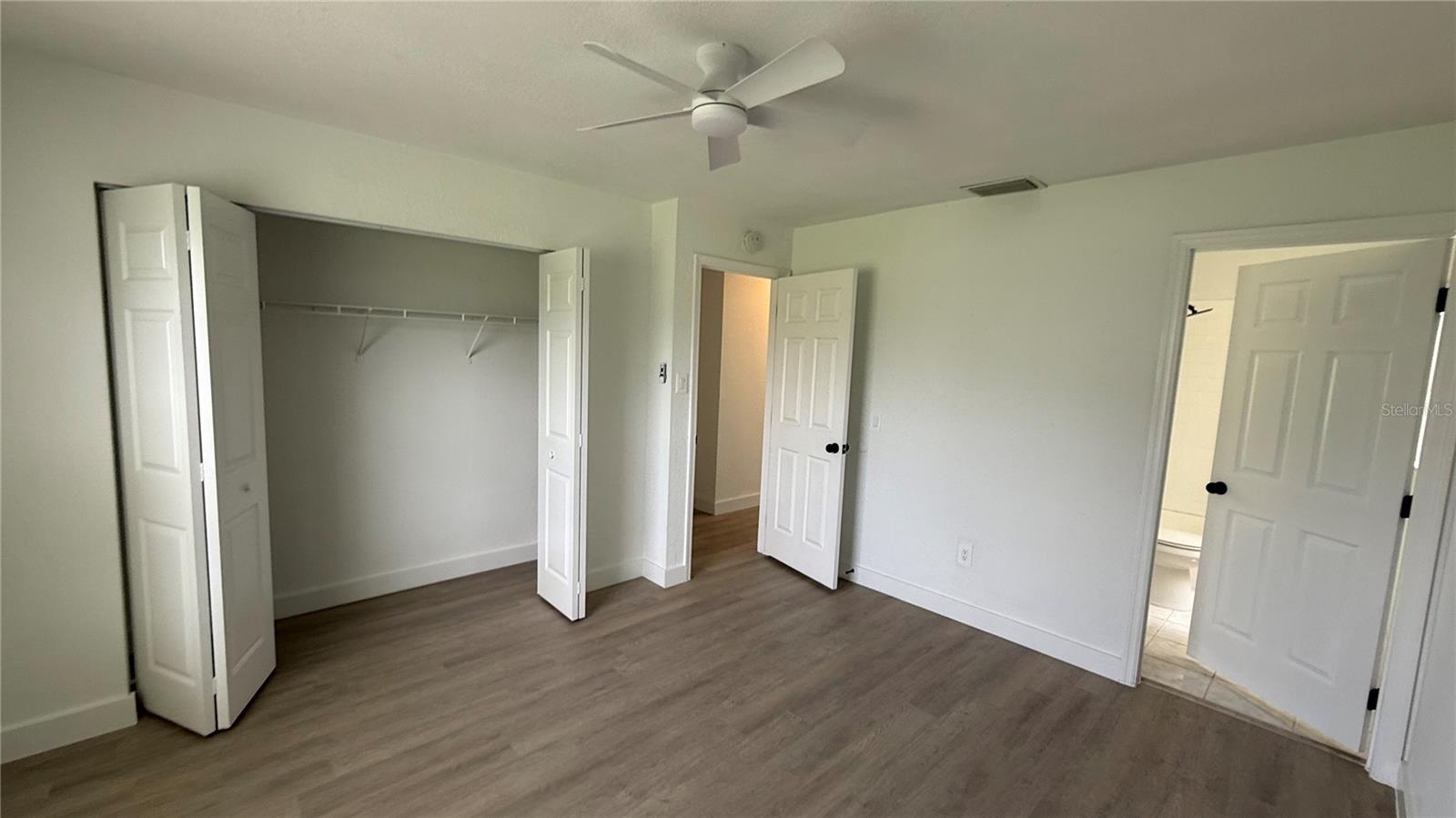 Image 6 of 10 For 20021 Isobar Avenue