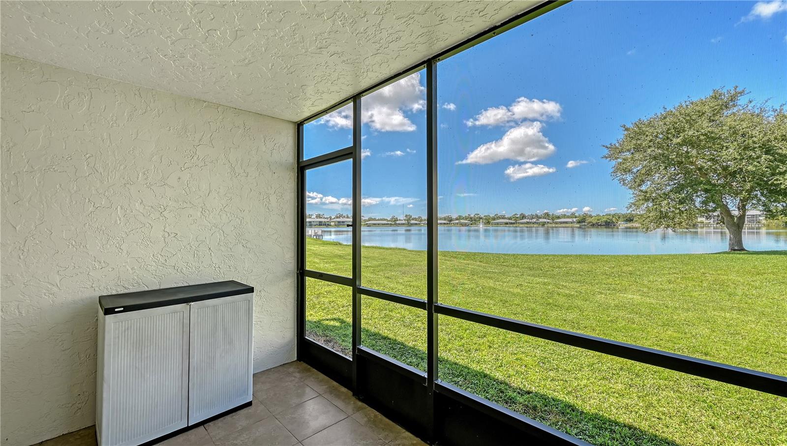 Image 10 of 42 For 25275 Rampart Boulevard 104