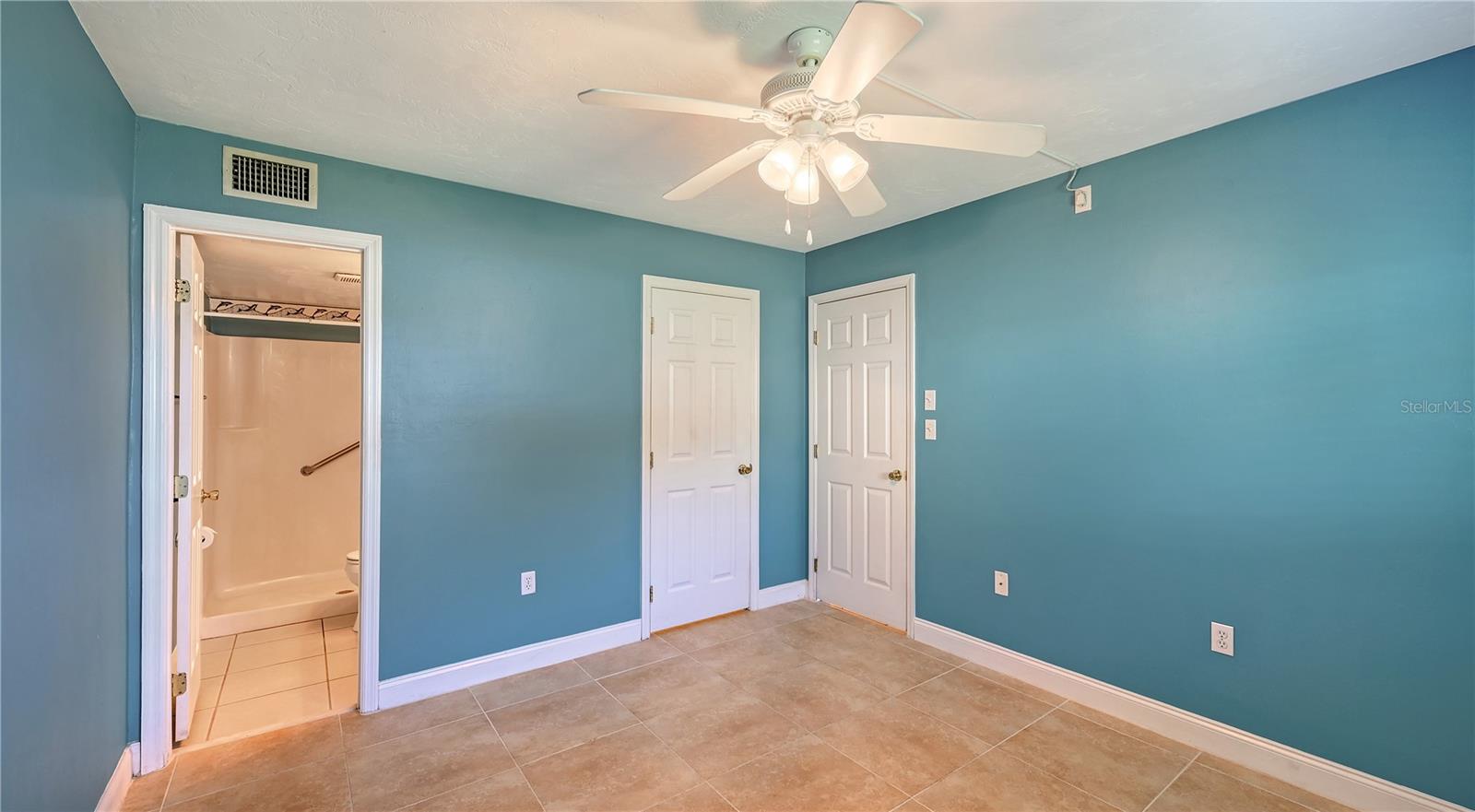 Image 12 of 42 For 25275 Rampart Boulevard 104