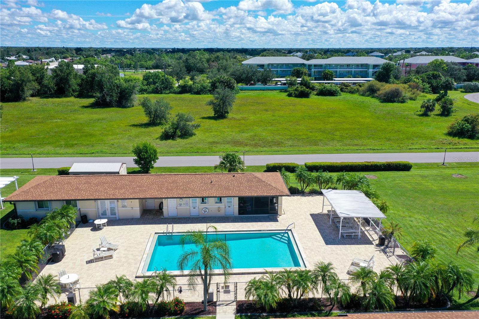 Image 37 of 42 For 25275 Rampart Boulevard 104