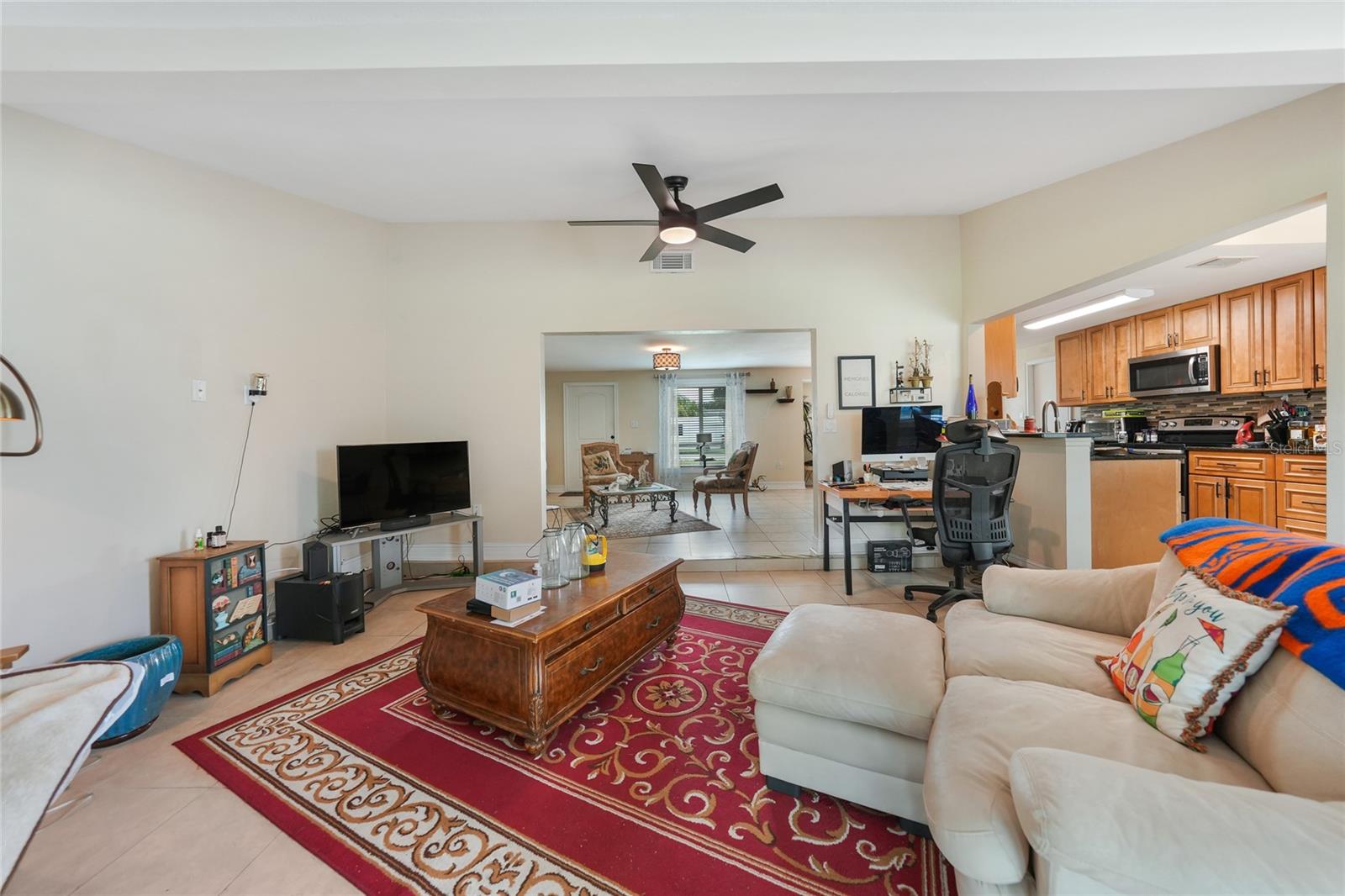 Image 10 of 25 For 3119 Pinetree Street