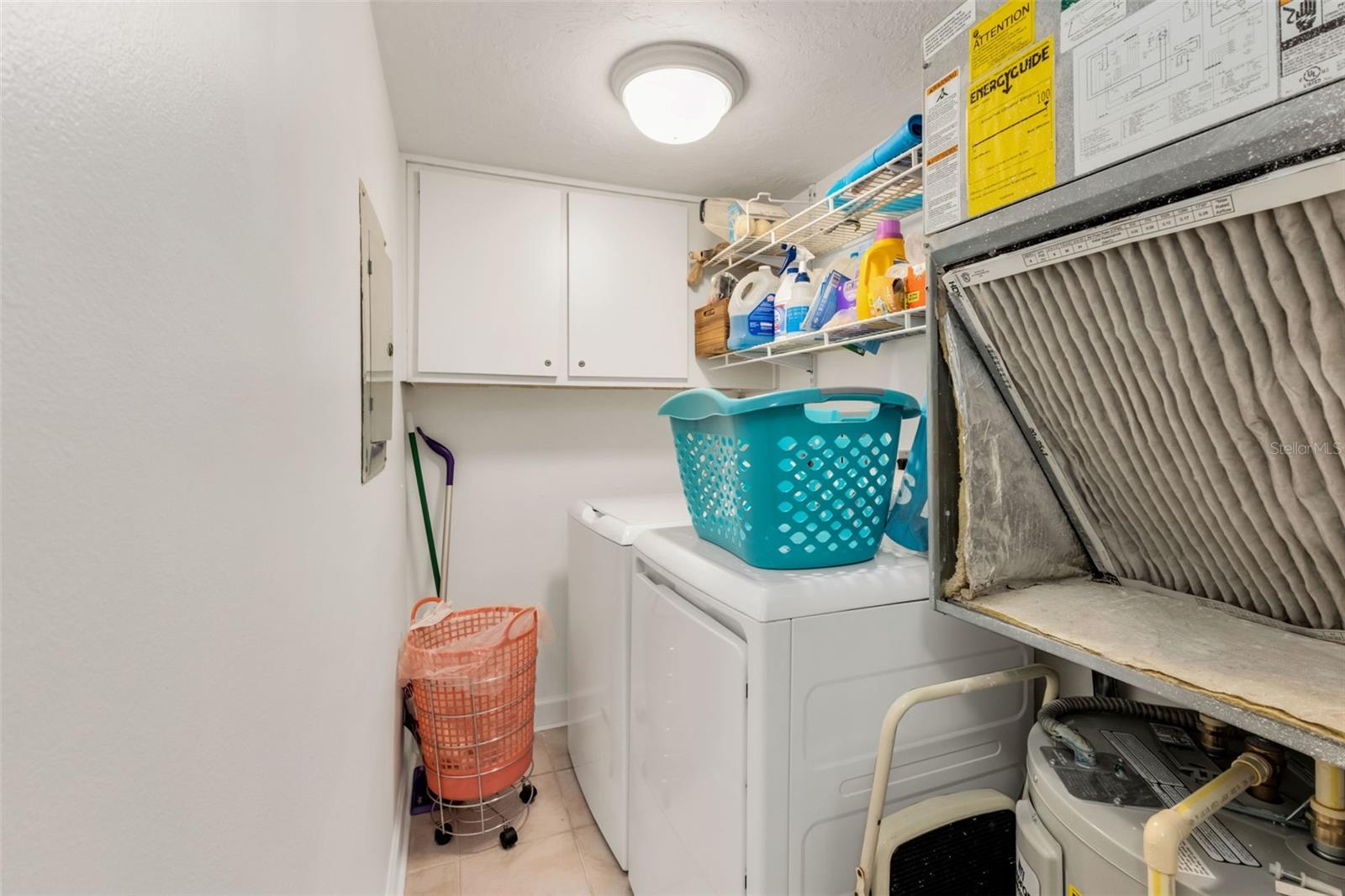 Image 19 of 41 For 311 Garvin Street 205a