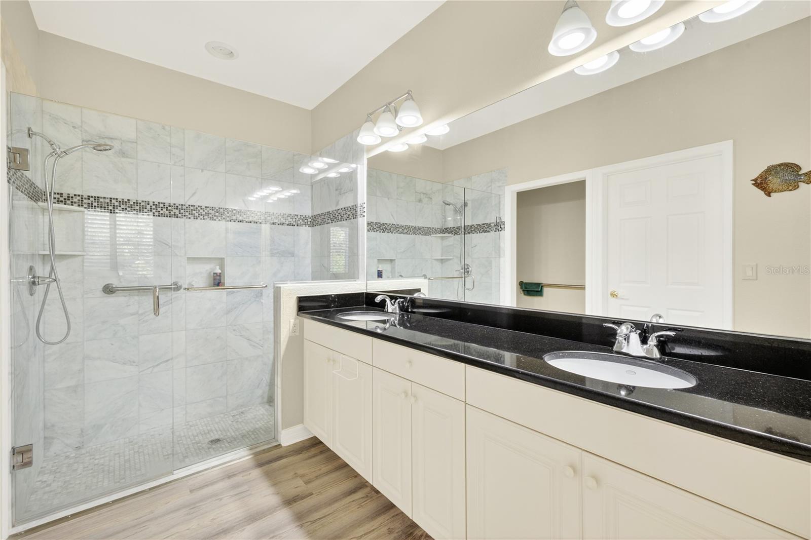 Image 17 of 48 For 225 Mestre Place